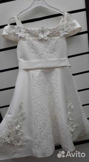 Продаётся платье