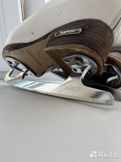 Фигурные коньки risport 205