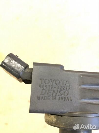Катушка зажигания Toyota Prius ZVW51 2ZR-FXE 2016
