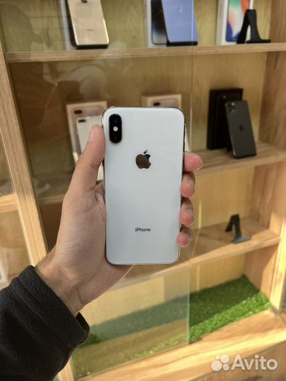 iPhone X, 256 ГБ