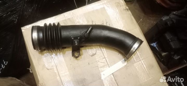 Впускной патрубок воздушного фильтра 350Z,Z33