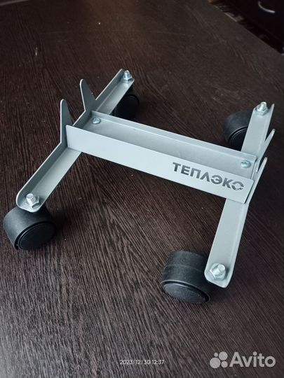 Подставка для кварцевого обогревателя