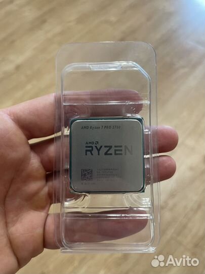 Процессор AMD Ryzen 7 Pro 2700