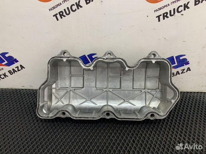 Крышка гбц клапанная Renault Magnum