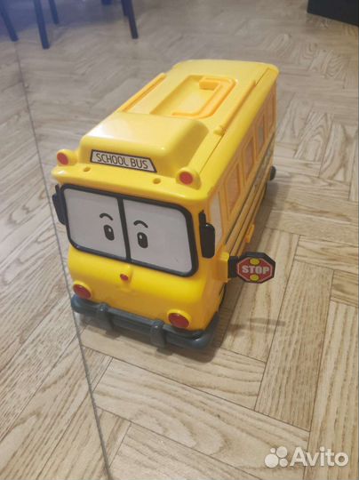 Автобус Робокар Поли