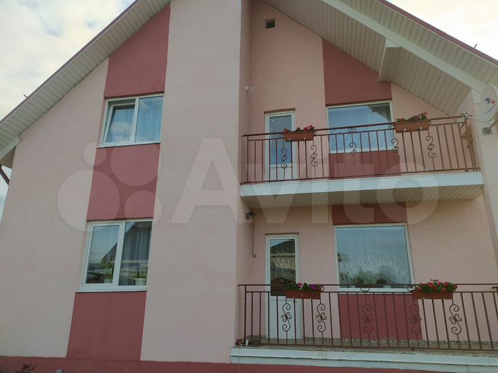 Дом 166 м² на участке 7,5 сот.