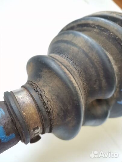 Привод передний левый Nissan Maxima Cefiro A32