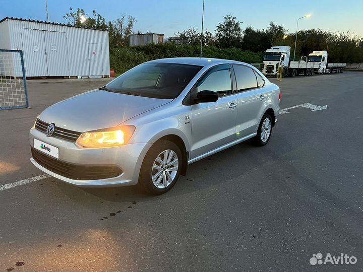 Volkswagen Polo 1.6 МТ, 2013, 71 000 км