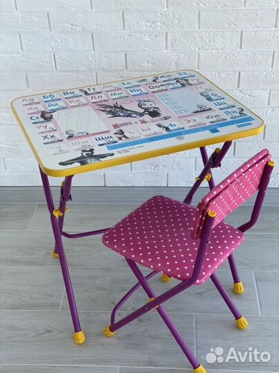 Детский стол и стул