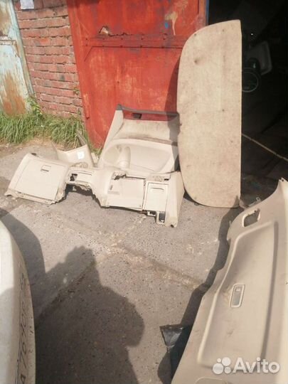 Салон toyota ipsum