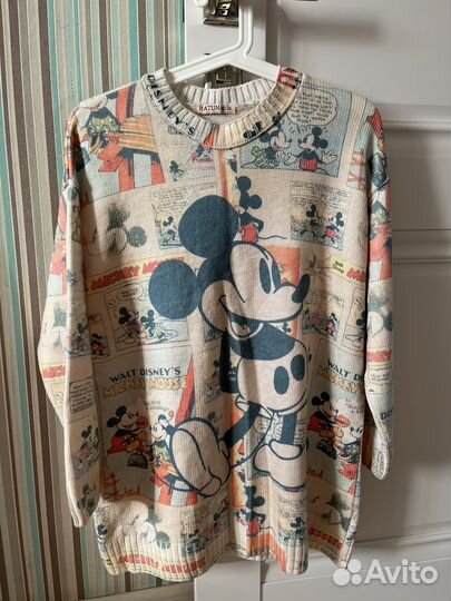 Свитер женский