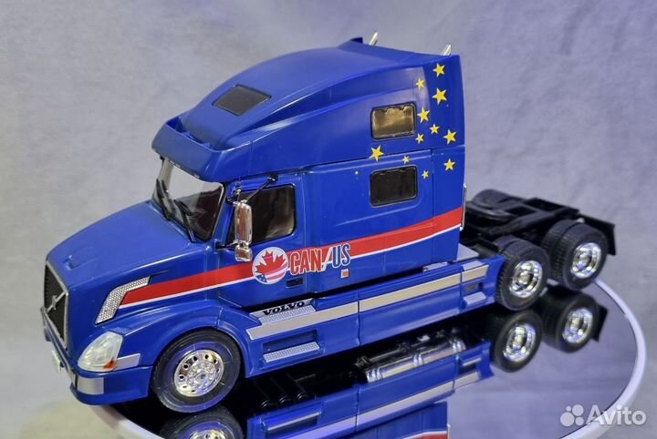 Volvo VN 670 6x4 1998 седельный тягач Altaya 1/43