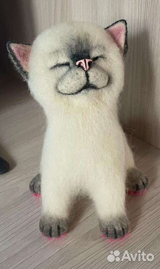 Котенок из шерсти