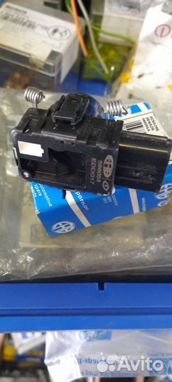 Датчик парктроника toyota LC 200