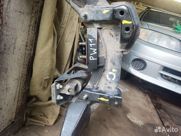 Подрамник передний nissan expert, avenir