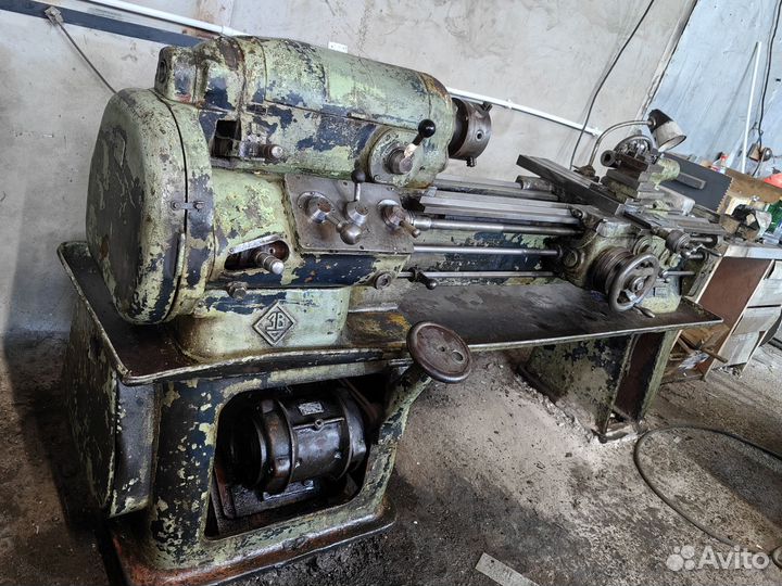 Токарный винторезный станок тв-01