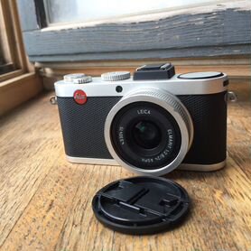 Leica x2