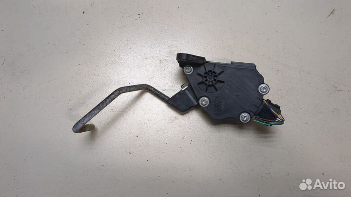 Педаль газа Lexus GS, 2013