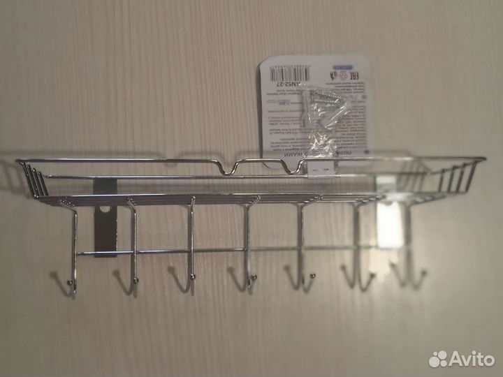 Подвесная полка для кухни или ванной