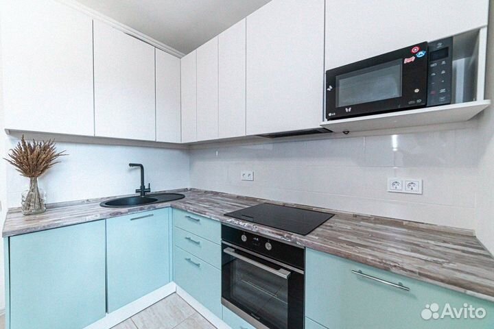 Кухонный гарнитур 2.4 м