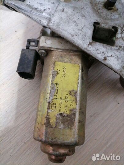 Стеклоподъемник передний правый Ford Focus 1