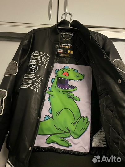 Hardsoda бомбер