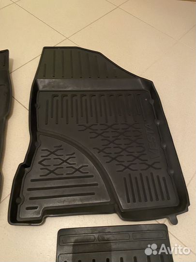 Оригинальные Коврики LADA Vesta SW Cross