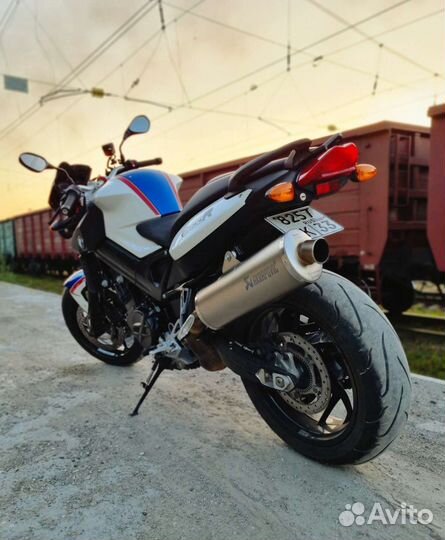 BMW f800r