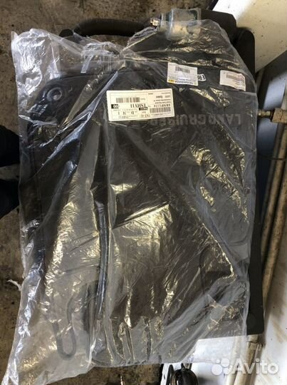 Комплект ковриков Land Cruiser 200 рестайлинг