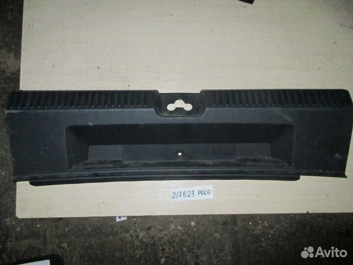 Обшивка багажника (Volkswagen Polo)