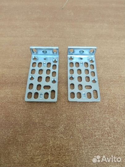 Уголок крепежный в серверную стойку