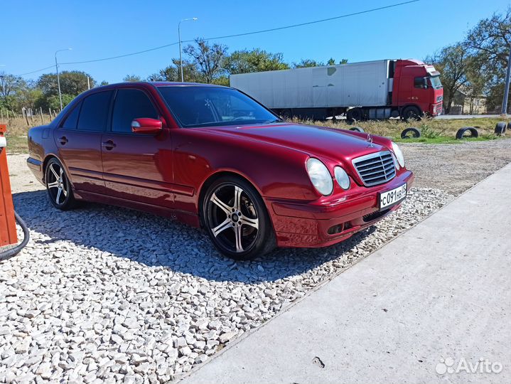 Салон mercedes е 210