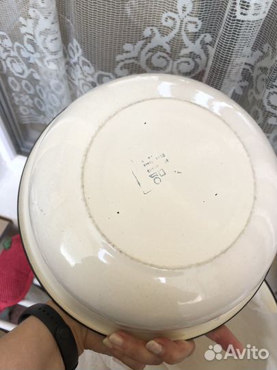 Миски эмалированные, дуршлаг стальной