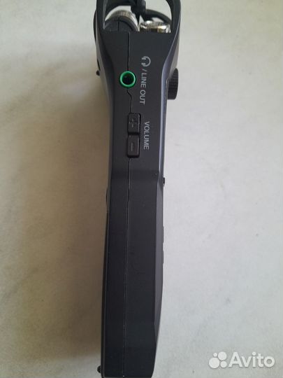 Професиональный диктофон Zoom