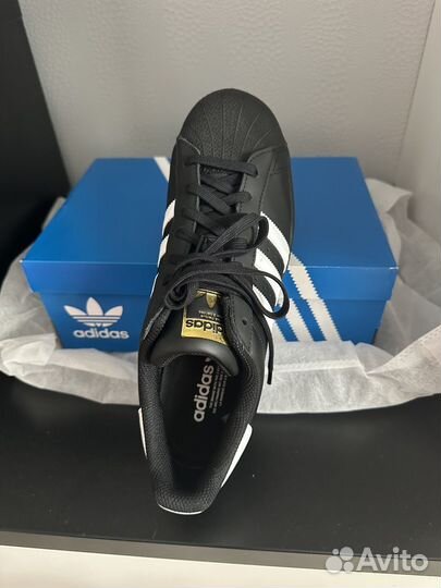 Adidas superstar