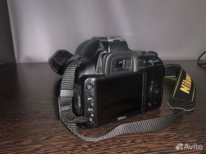 Фотоаппарат Nikon D3000