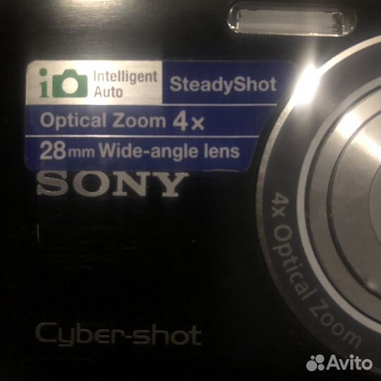 Компактный фотоаппарат