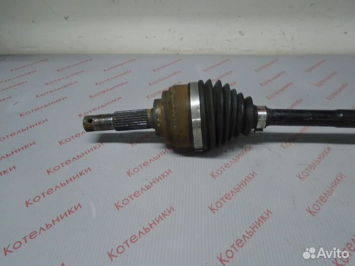 Nissan 39101-9U005 Вал приводной левый