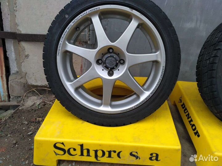 Annaite 700 225/45 R17 45M