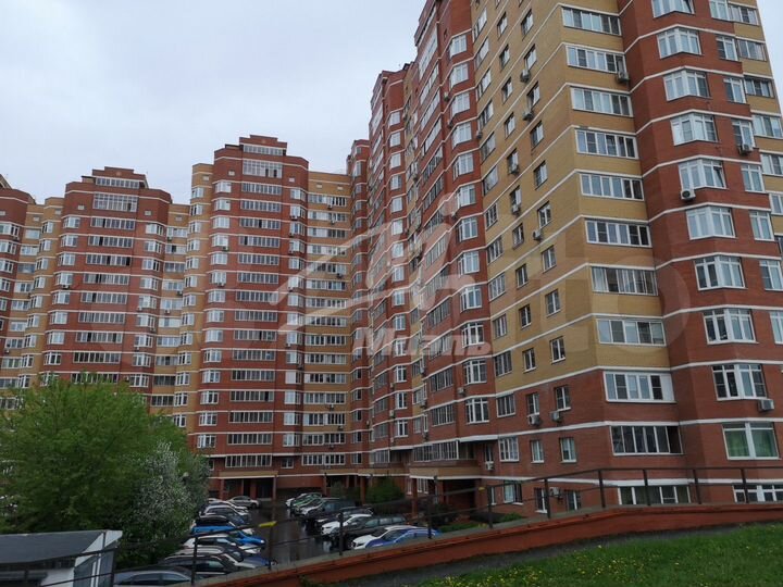 2-к. квартира, 74 м², 2/17 эт.