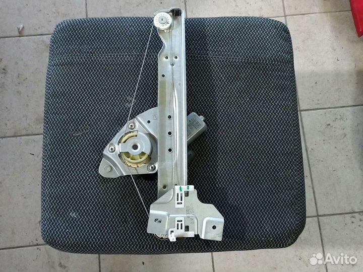 Электро стеклоподемник задний левый LADA Largus