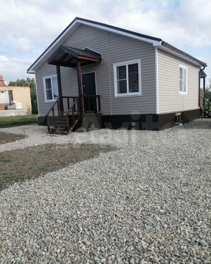 Дом 62 м² на участке 5 сот.