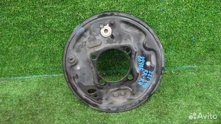 Тормозной механизм задний правый Toyota Allion