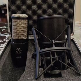 Студийный микрофон akg p220