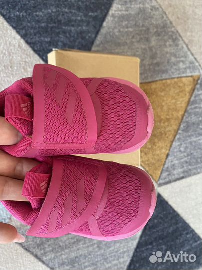 Кроссовки детские adidas 20 размер