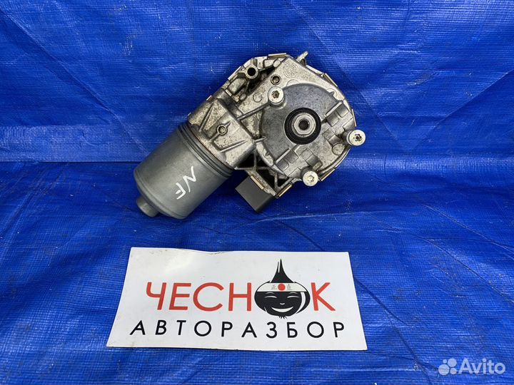 Моторчик передних дворников Touareg NF / FL