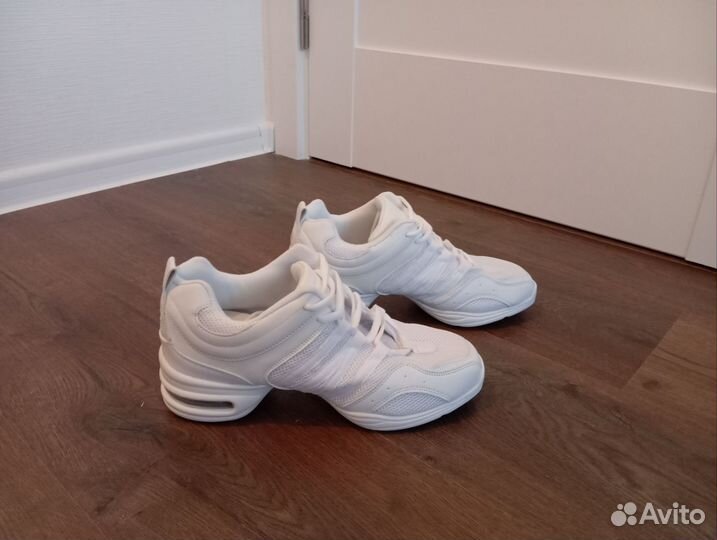 Джазовки кроссовки