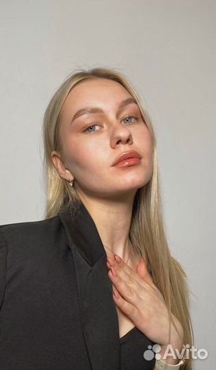 Мастер бровист