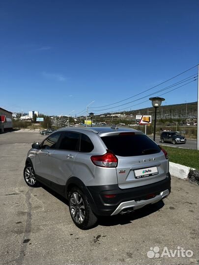 LADA XRAY Cross, 2018