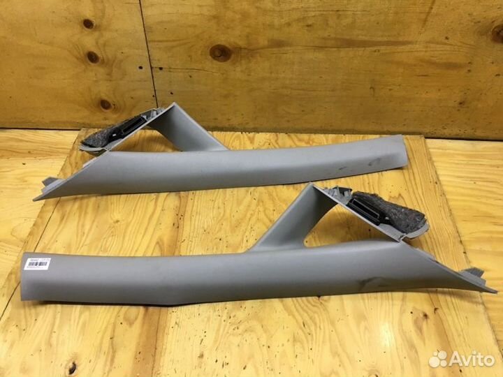 Пластиковая деталь салона Toyota Wish ZNE10G 1zzfe